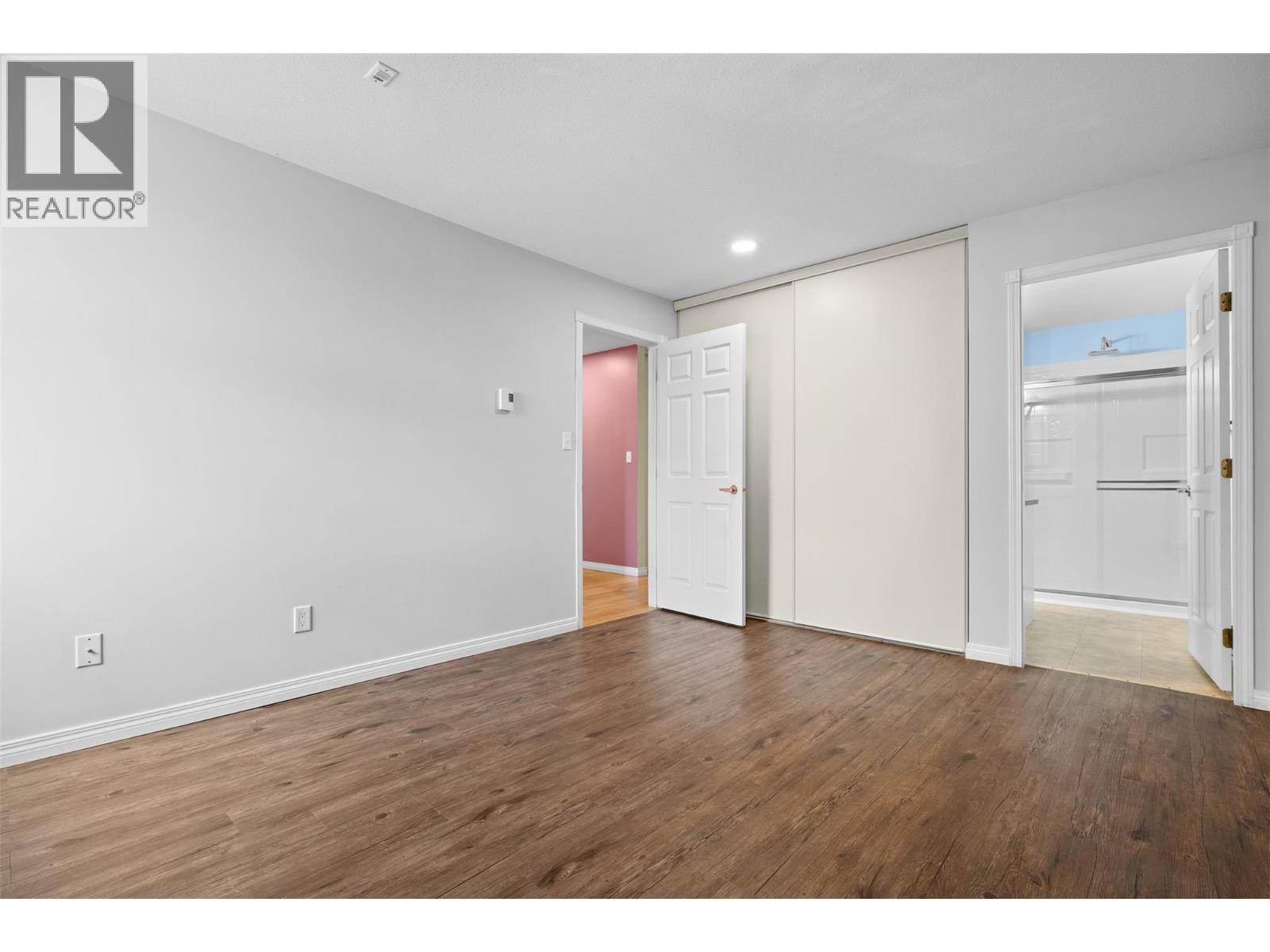 Picture for Unit #310, 575 Sutherland  Avenue https://www.cirrealty.ca/reb/bc/4/10364514_18.jpg