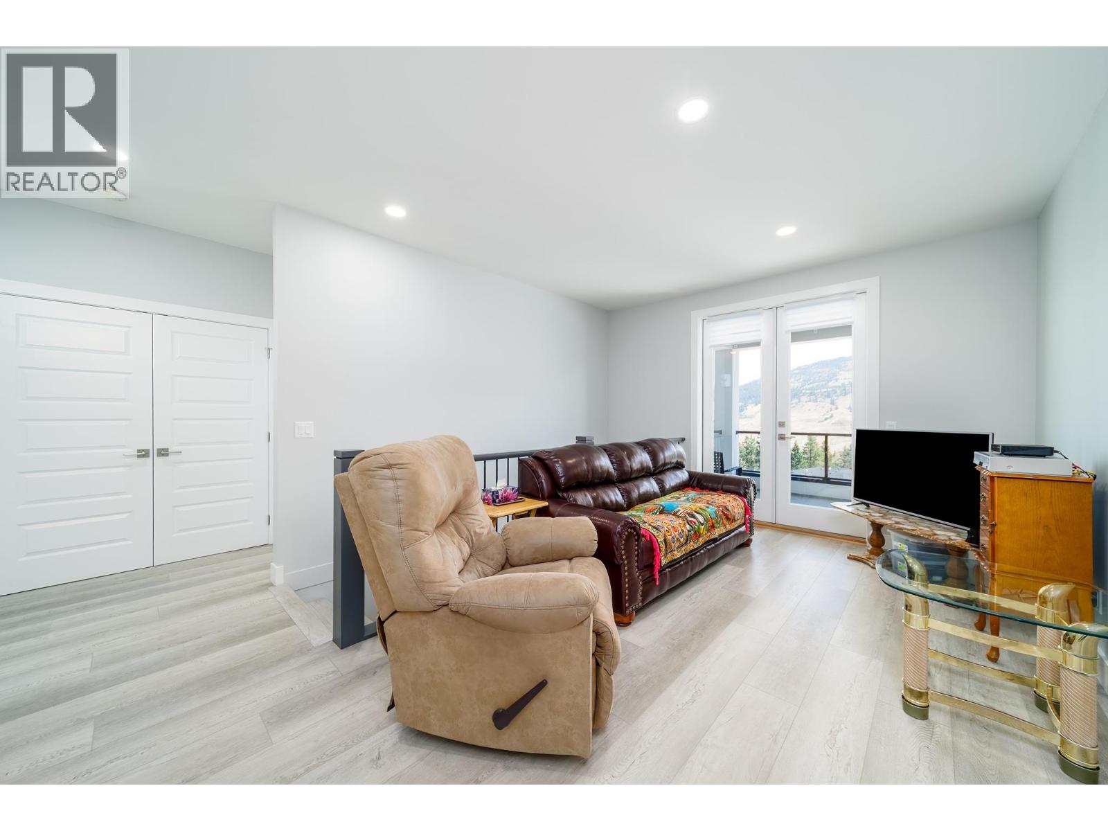 Picture for 540 Barra  Lane https://www.cirrealty.ca/reb/bc/4/10364864_31.jpg