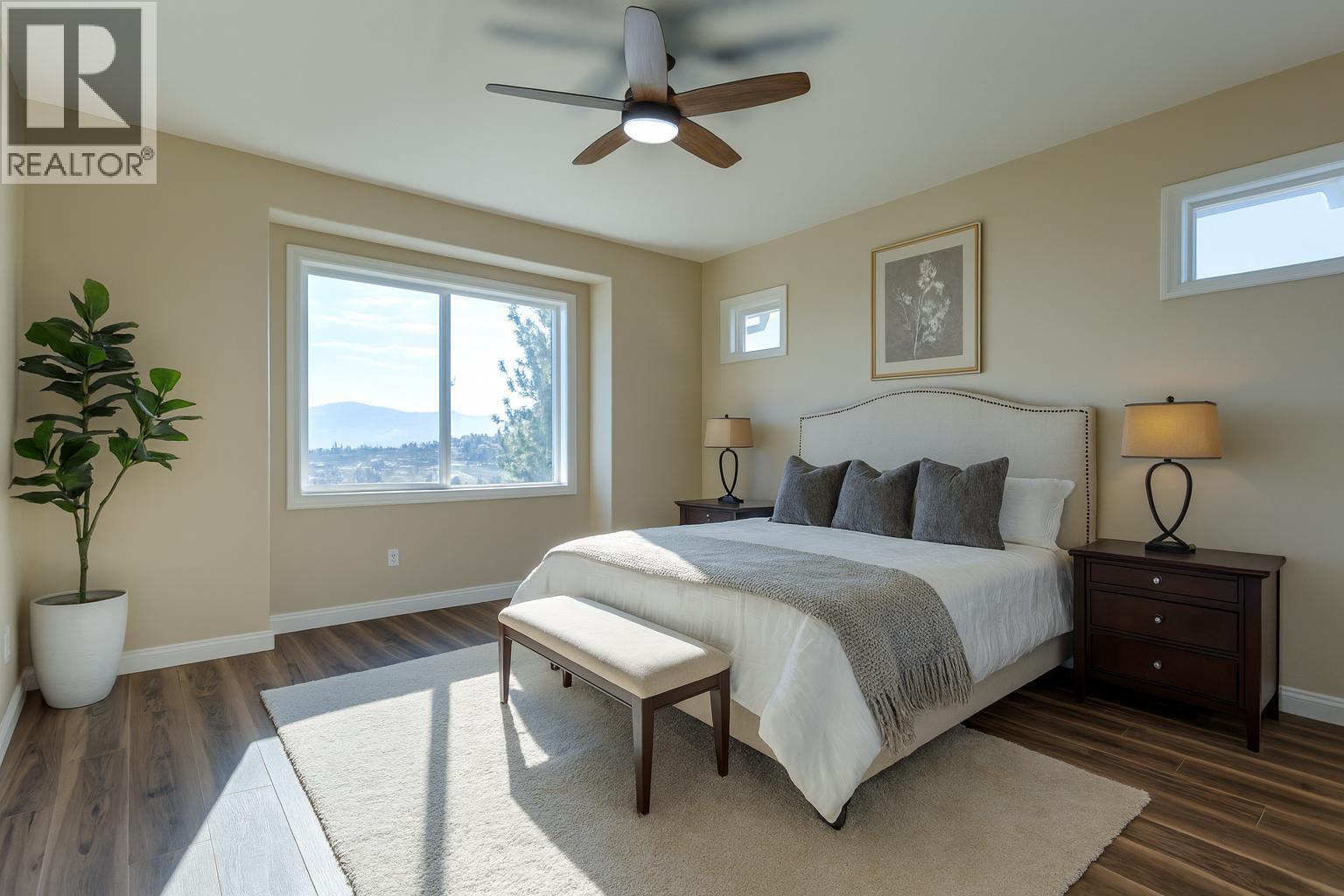 Picture for 1084 Aurora Heights  https://www.cirrealty.ca/reb/bc/4/10365074_18.jpg