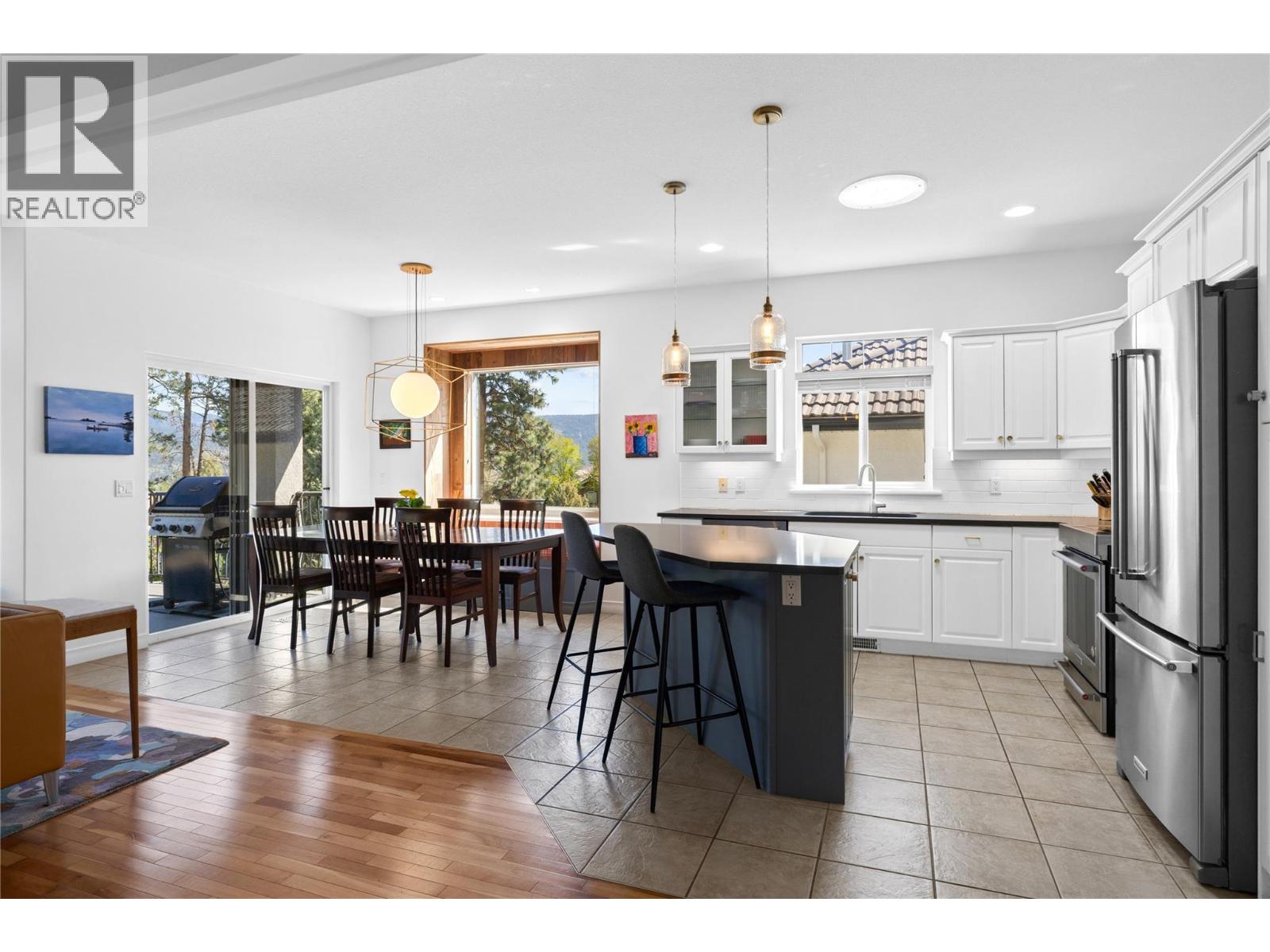 Picture for Unit #103, 1950 Capistrano  Drive https://www.cirrealty.ca/reb/bc/4/10365374_18.jpg