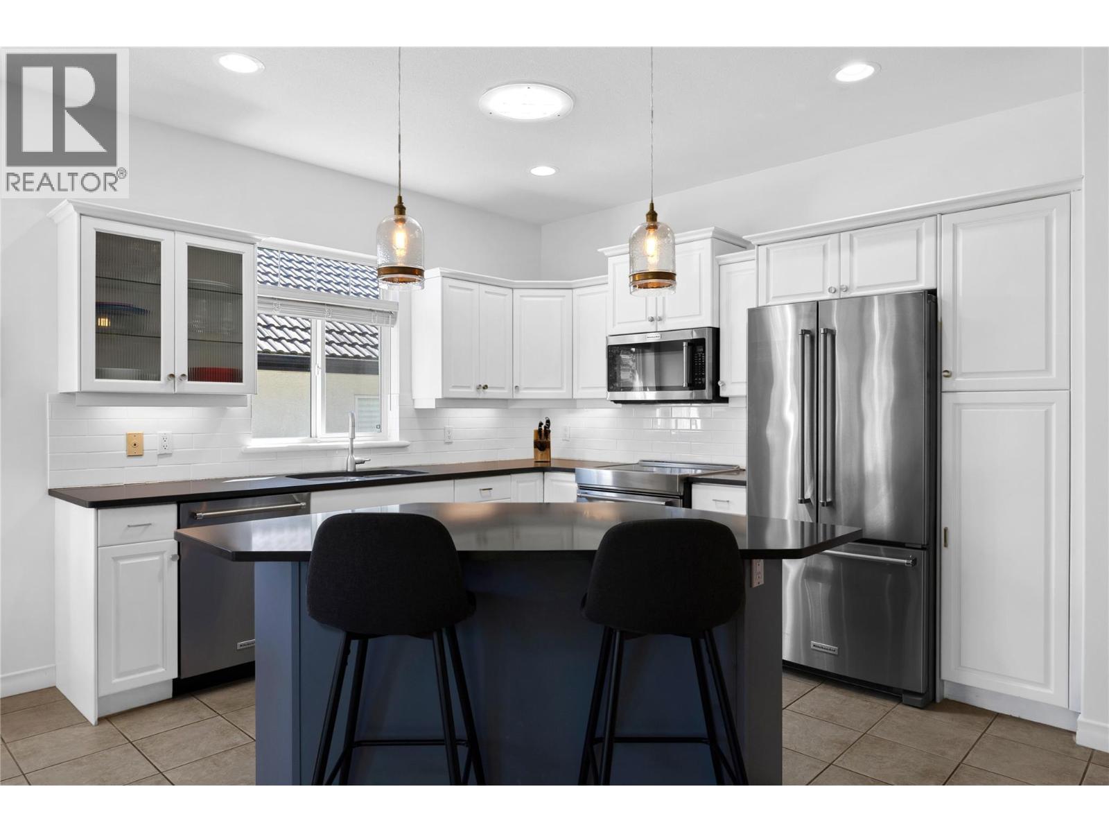 Picture for Unit #103, 1950 Capistrano  Drive https://www.cirrealty.ca/reb/bc/4/10365374_24.jpg