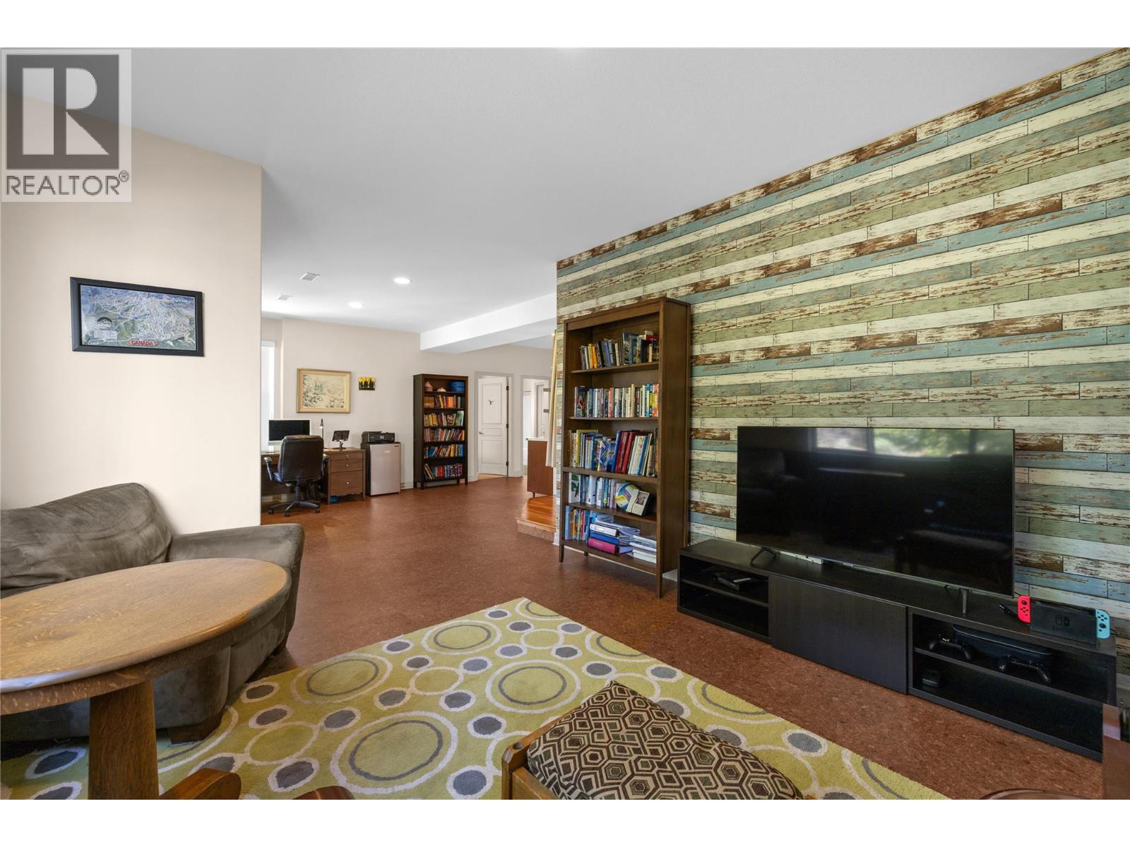 Picture for Unit #103, 1950 Capistrano  Drive https://www.cirrealty.ca/reb/bc/4/10365374_44.jpg