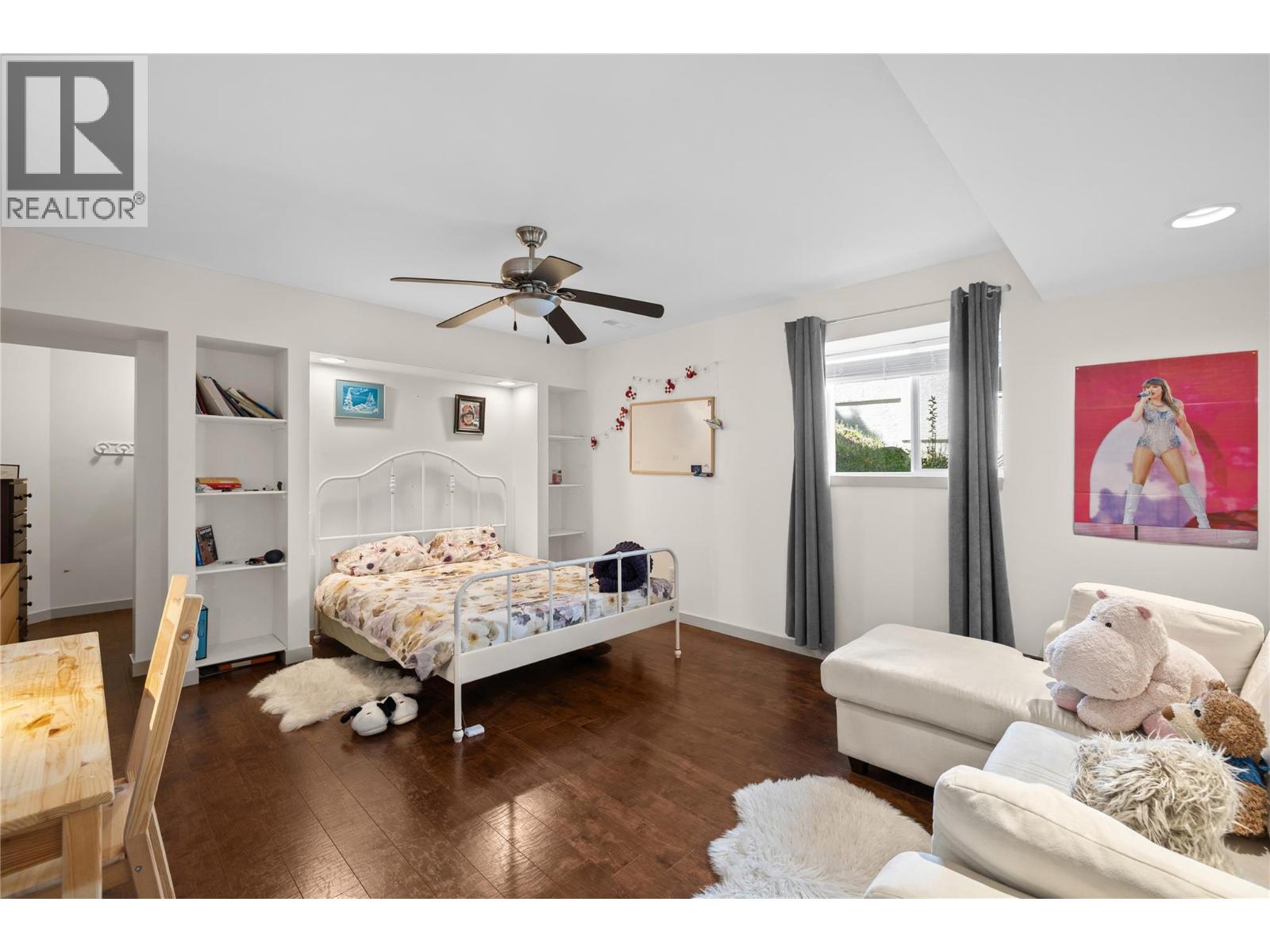 Picture for Unit #103, 1950 Capistrano  Drive https://www.cirrealty.ca/reb/bc/4/10365374_49.jpg