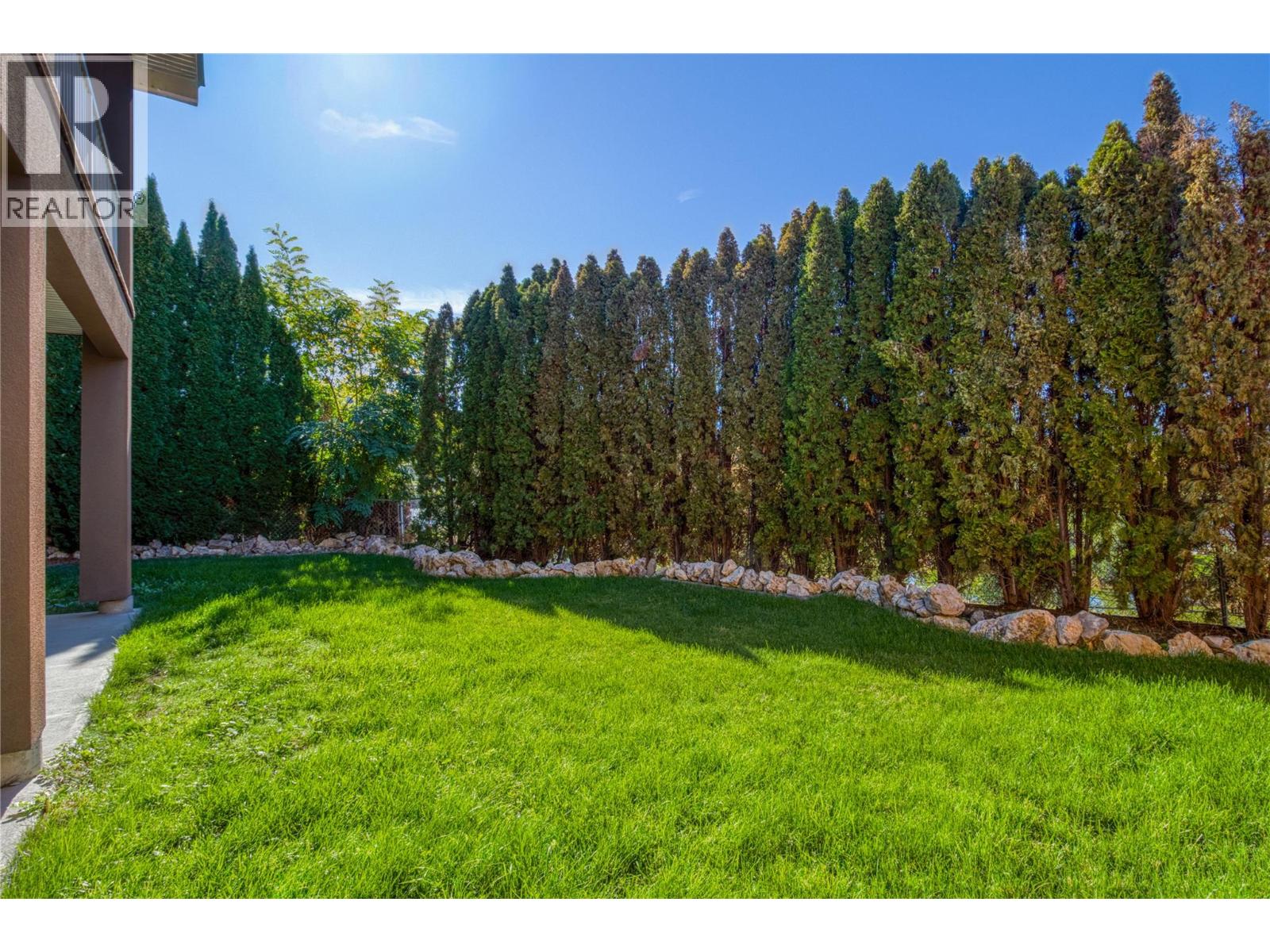 Picture for 1084 Hume  Avenue https://www.cirrealty.ca/reb/bc/4/10365394_56.jpg