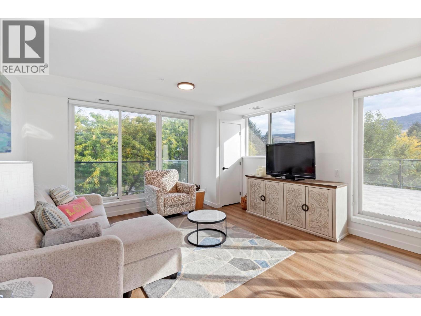 Picture for Unit #309, 615 Rutland  RoadN