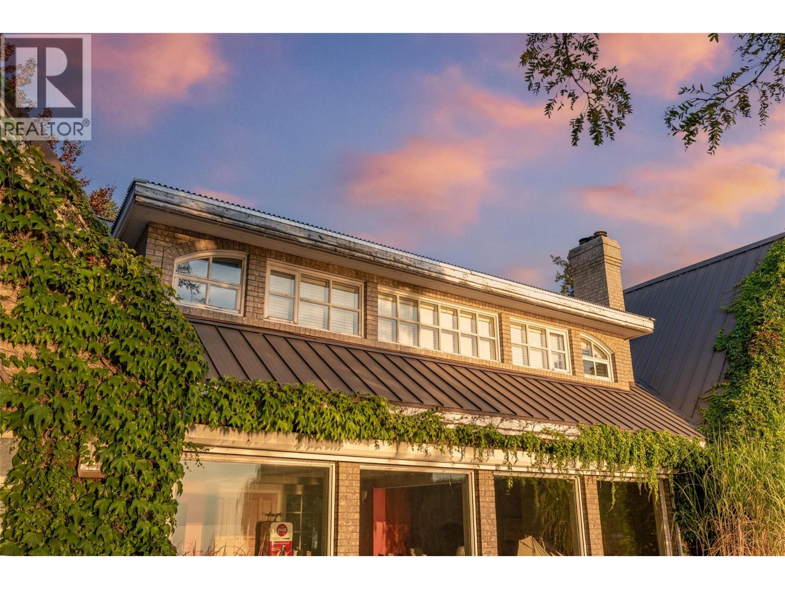 Picture for 4614 Fuller  Road https://www.cirrealty.ca/reb/bc/4/10365464_20.jpg