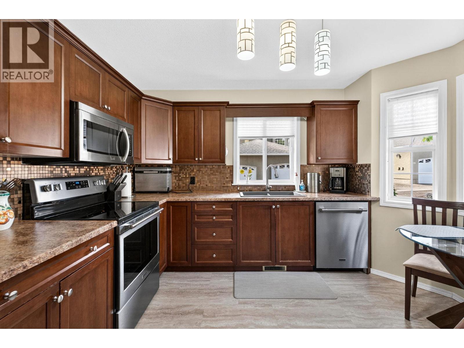 Picture for Unit #24, 545 Glenmeadows  Road https://www.cirrealty.ca/reb/bc/4/10365474_16.jpg