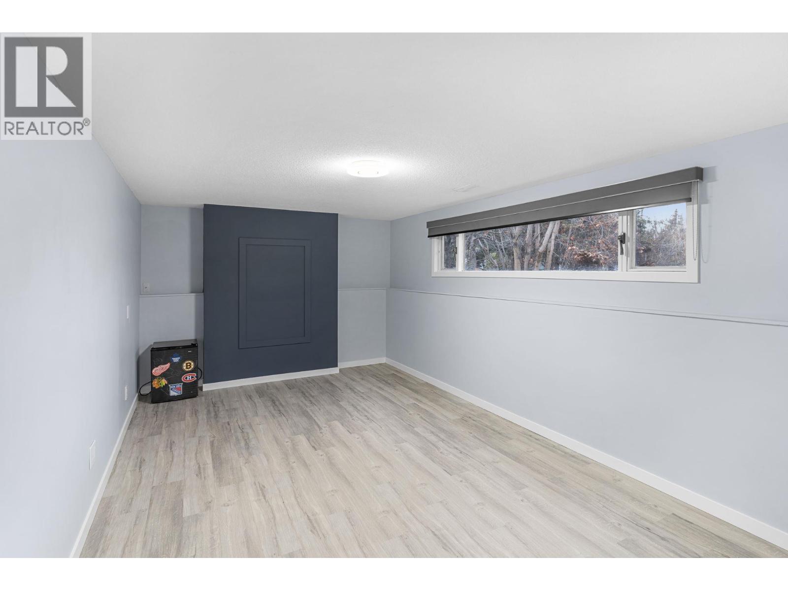 Picture for 4611 Gordon  Drive https://www.cirrealty.ca/reb/bc/4/10365554_15.jpg