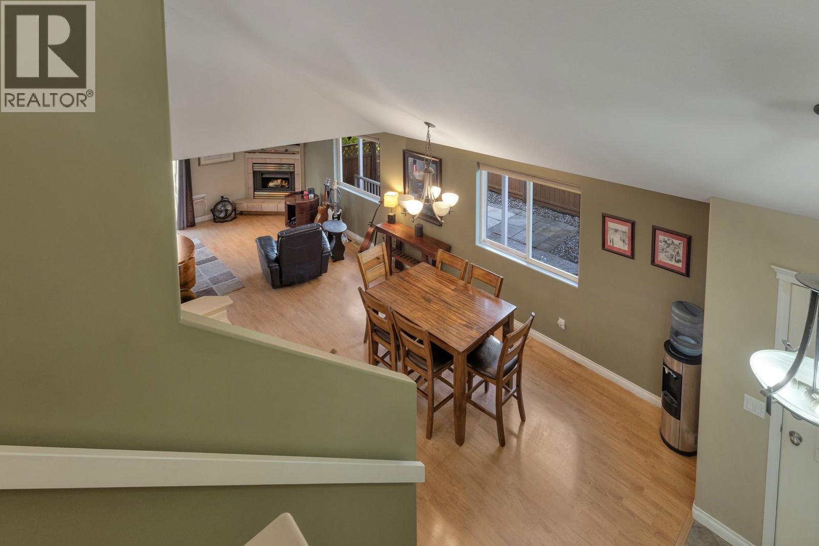 Picture for 100 Verna  Court https://www.cirrealty.ca/reb/bc/4/10365574_18.jpg