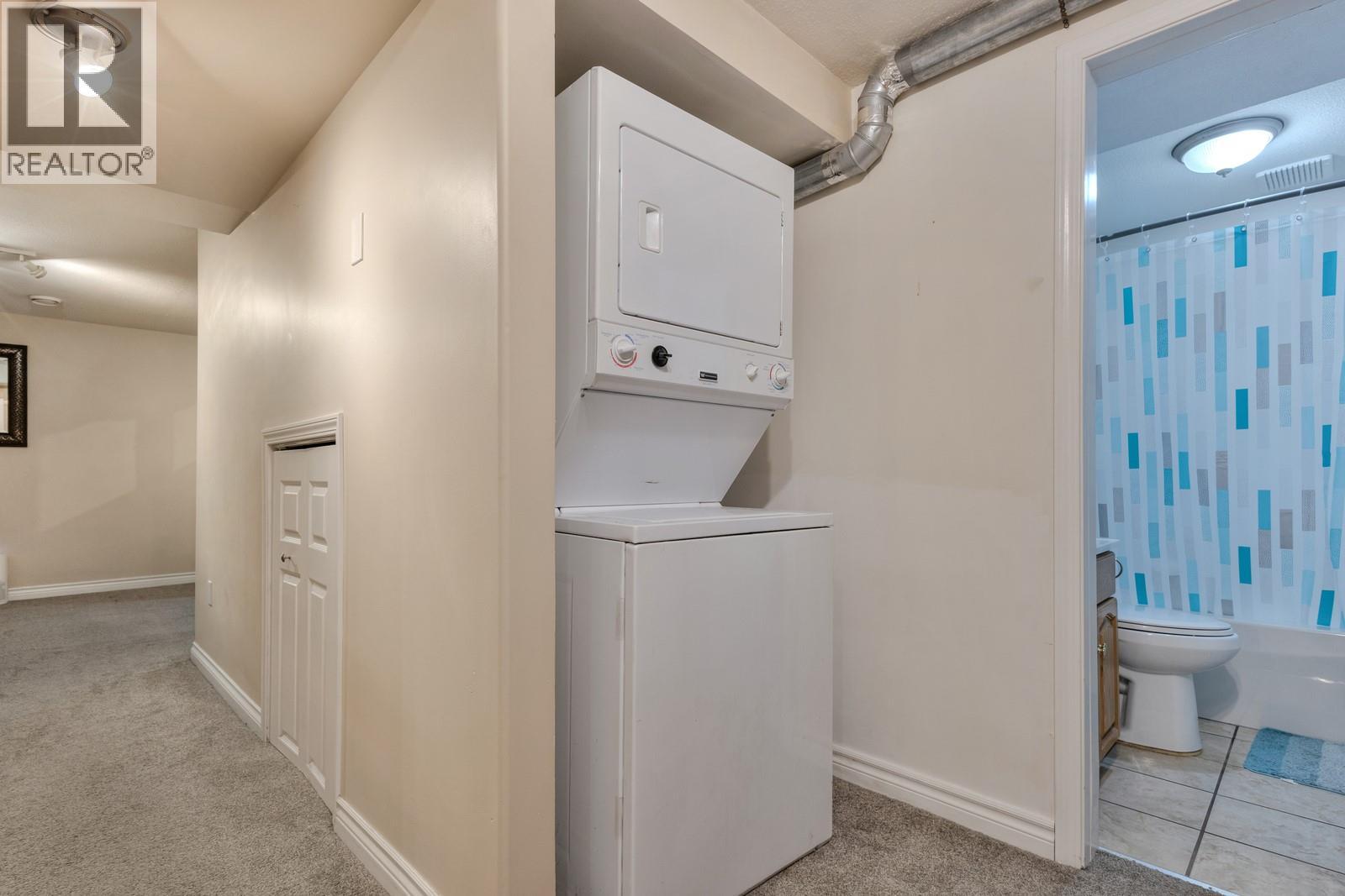 Picture for 100 Verna  Court https://www.cirrealty.ca/reb/bc/4/10365574_35.jpg