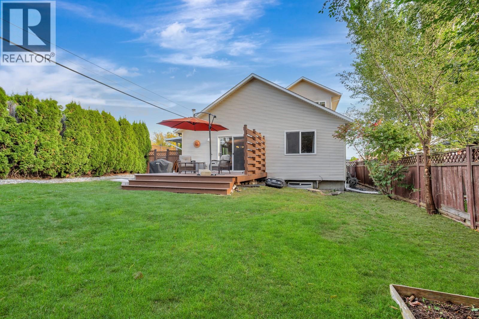 Picture for 100 Verna  Court https://www.cirrealty.ca/reb/bc/4/10365574_38.jpg