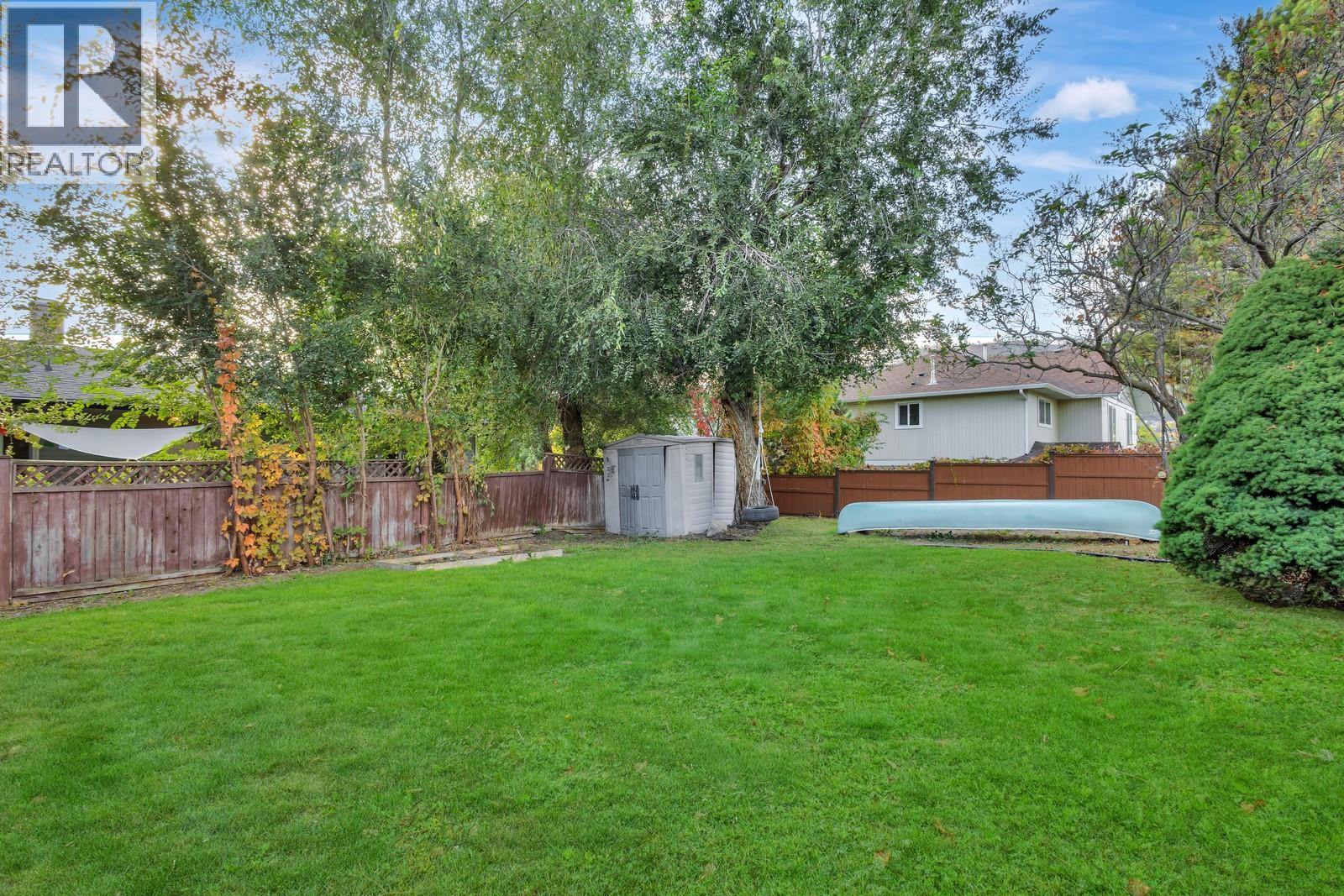 Picture for 100 Verna  Court https://www.cirrealty.ca/reb/bc/4/10365574_39.jpg