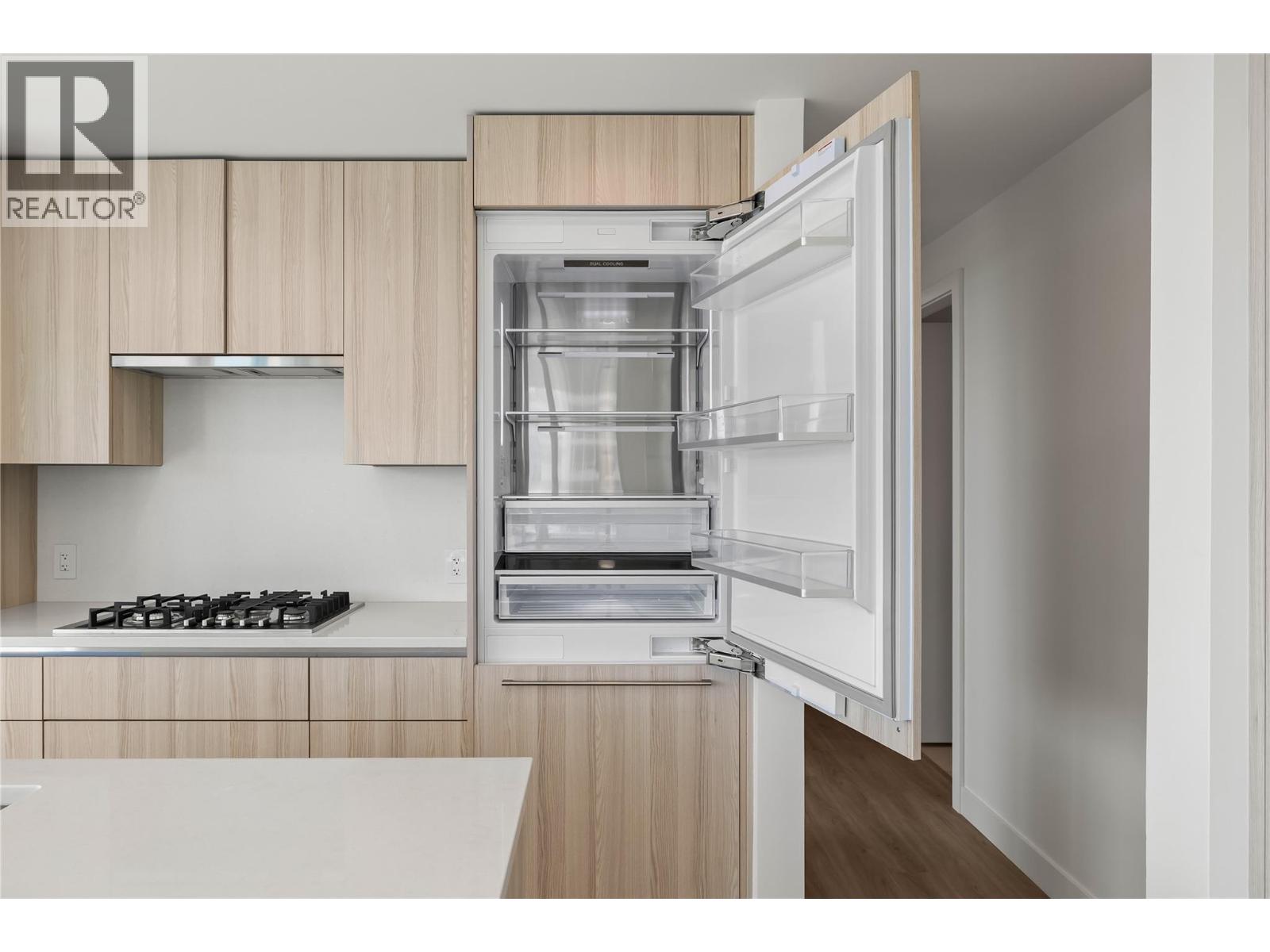 Picture for Unit #1704, 238 Leon  Avenue https://www.cirrealty.ca/reb/bc/4/10365634_10.jpg