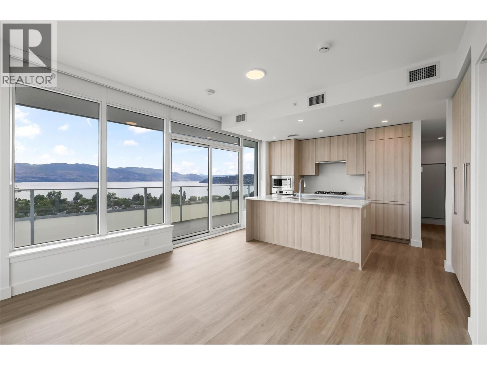 Picture for Unit #1704, 238 Leon  Avenue