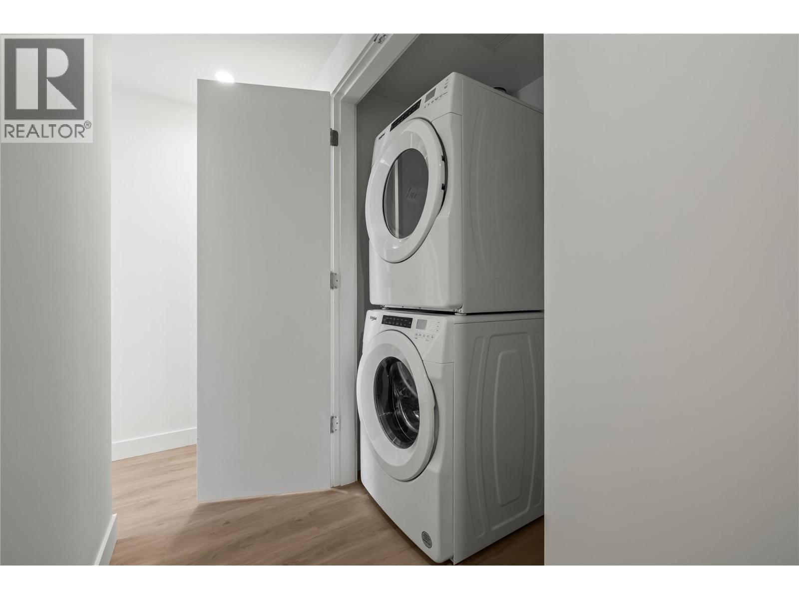 Picture for Unit #1704, 238 Leon  Avenue https://www.cirrealty.ca/reb/bc/4/10365634_32.jpg