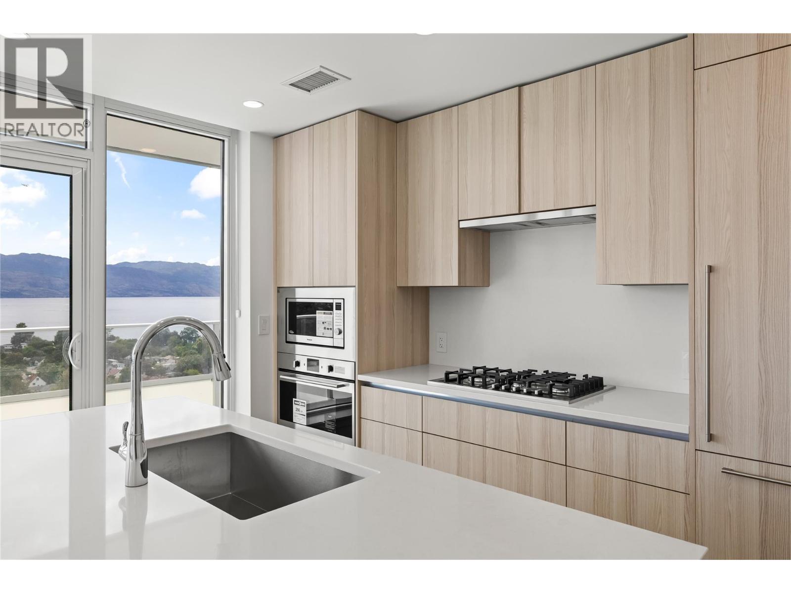 Picture for Unit #1704, 238 Leon  Avenue https://www.cirrealty.ca/reb/bc/4/10365634_9.jpg