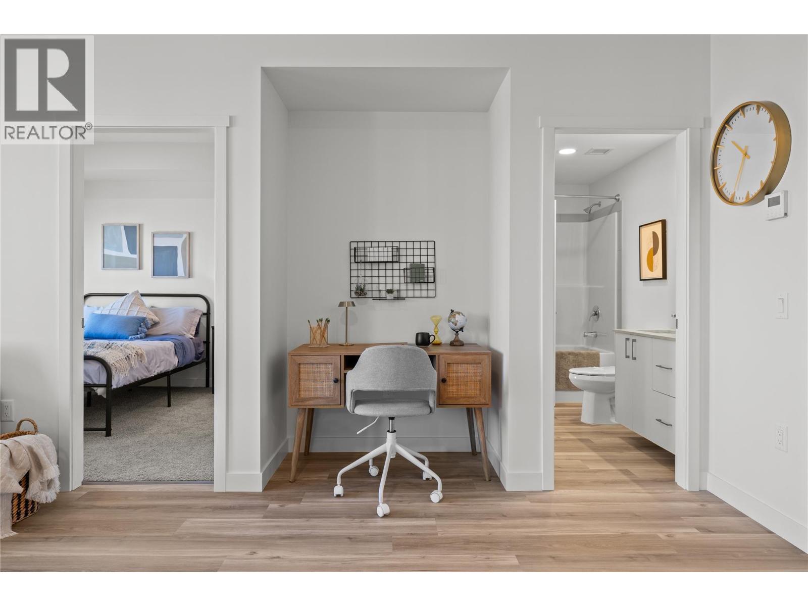 Picture for Unit #408, 1111 Frost  Road https://www.cirrealty.ca/reb/bc/4/10365684_10.jpg