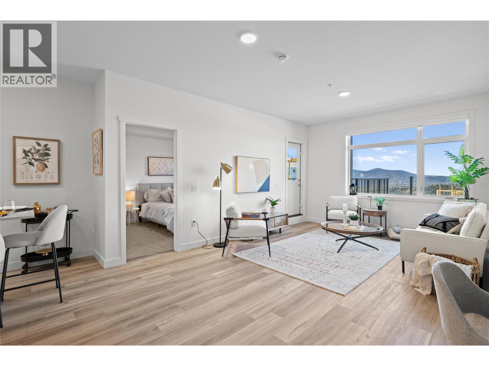 Picture for Unit #408, 1111 Frost  Road https://www.cirrealty.ca/reb/bc/4/10365684_17.jpg