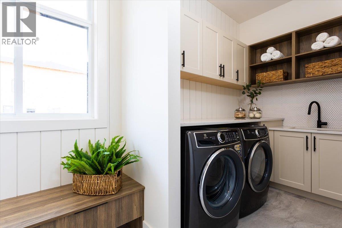 Picture for 913 Carnoustie  Drive https://www.cirrealty.ca/reb/bc/4/10365724_23.jpg
