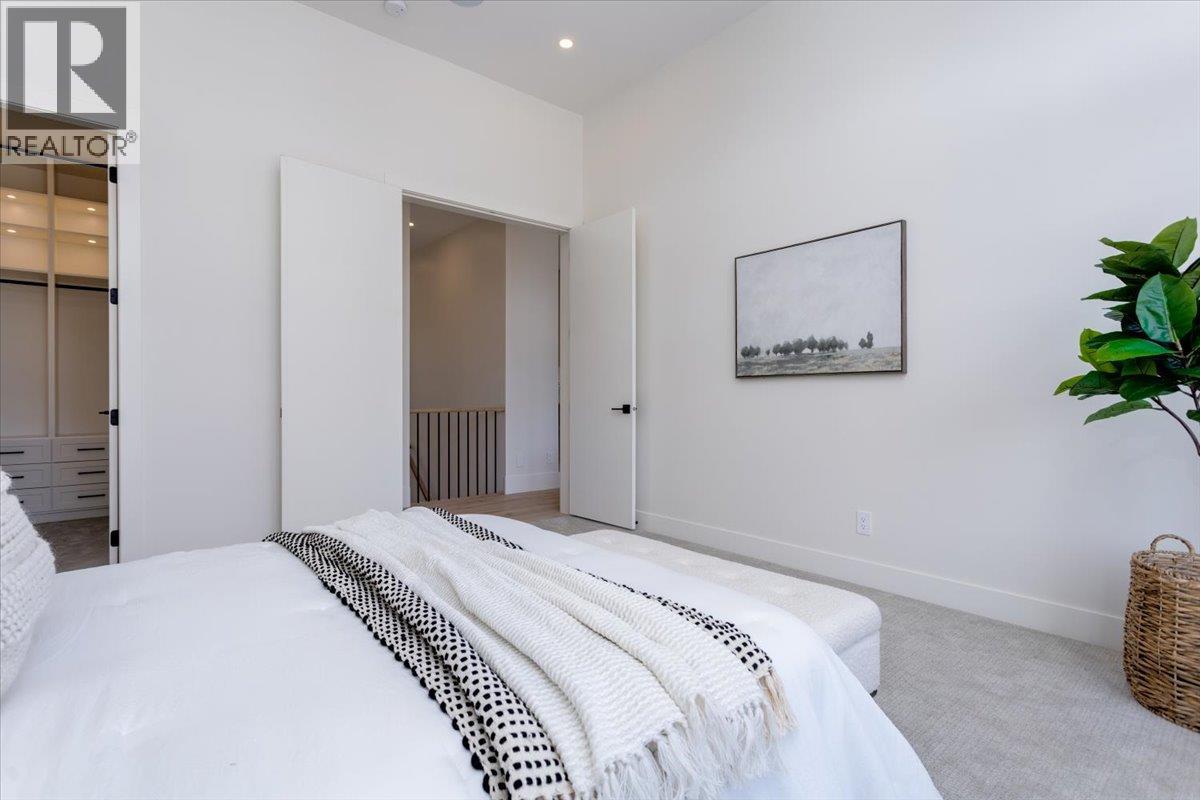 Picture for 913 Carnoustie  Drive https://www.cirrealty.ca/reb/bc/4/10365724_28.jpg