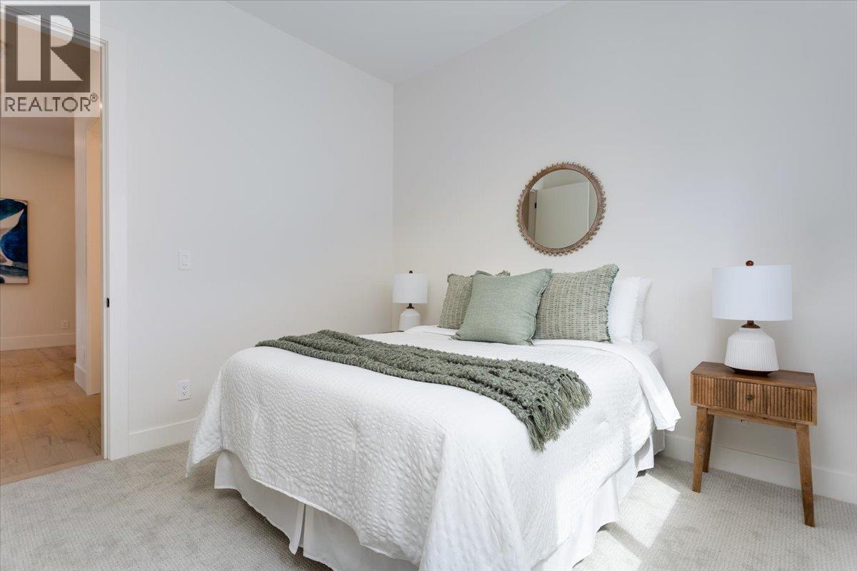 Picture for 913 Carnoustie  Drive https://www.cirrealty.ca/reb/bc/4/10365724_36.jpg