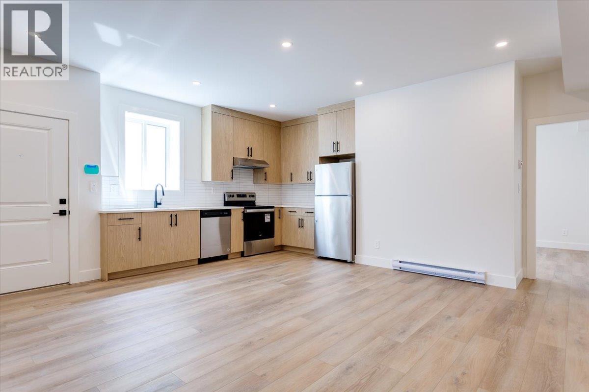 Picture for 913 Carnoustie  Drive https://www.cirrealty.ca/reb/bc/4/10365724_50.jpg