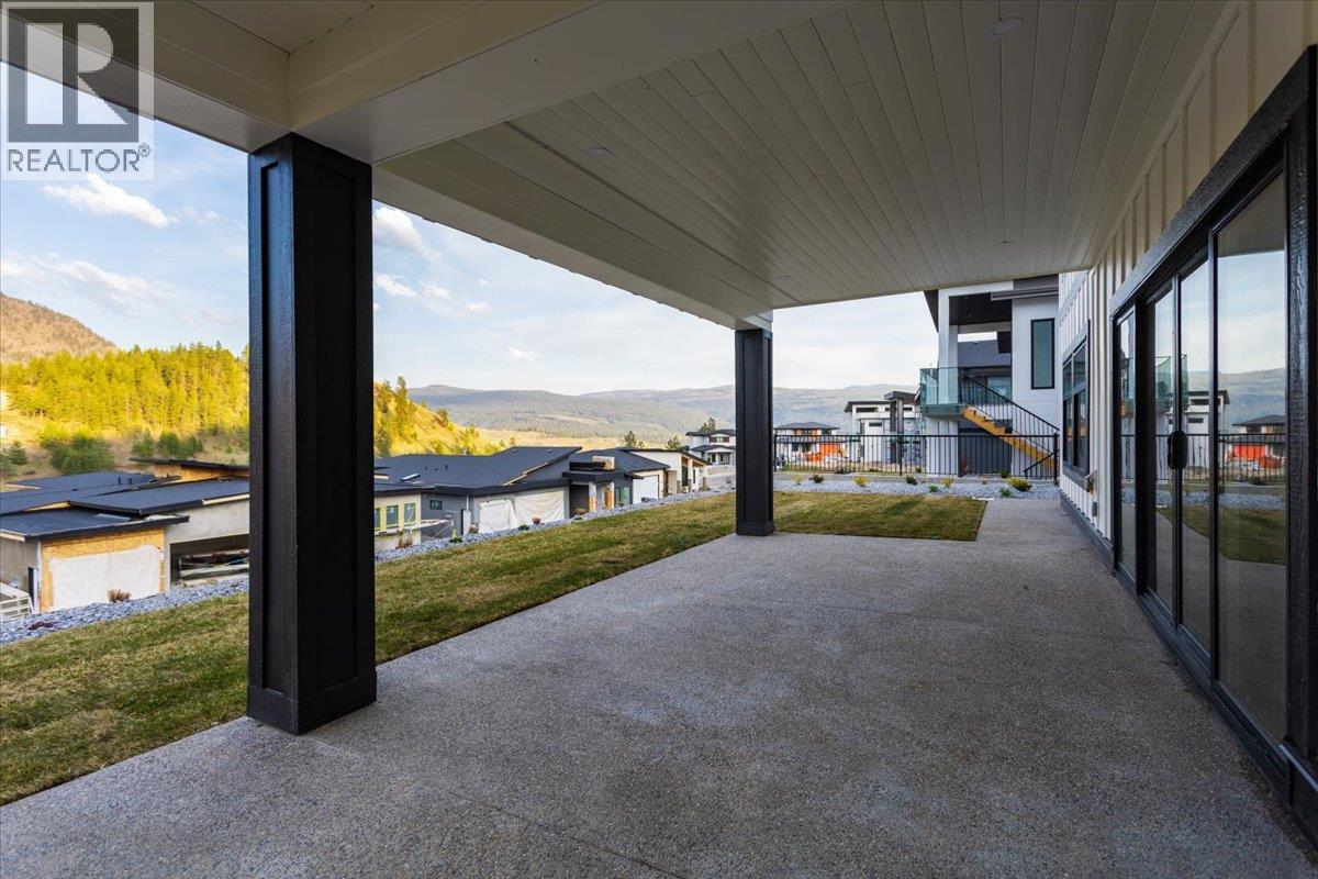 Picture for 913 Carnoustie  Drive https://www.cirrealty.ca/reb/bc/4/10365724_64.jpg