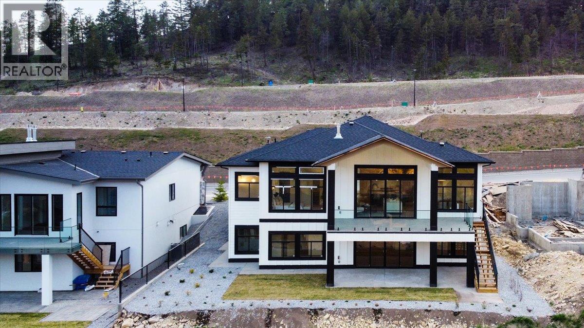 Picture for 913 Carnoustie  Drive https://www.cirrealty.ca/reb/bc/4/10365724_72.jpg
