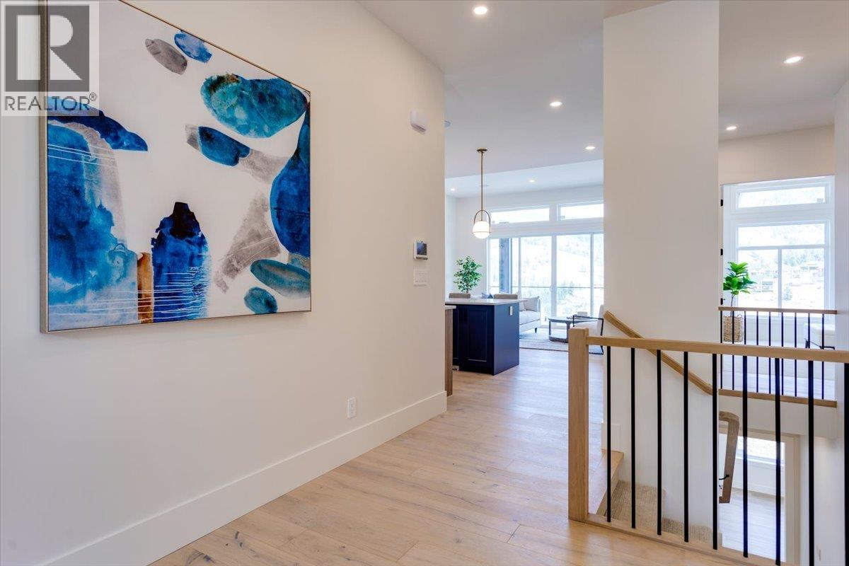 Picture for 913 Carnoustie  Drive https://www.cirrealty.ca/reb/bc/4/10365724_8.jpg