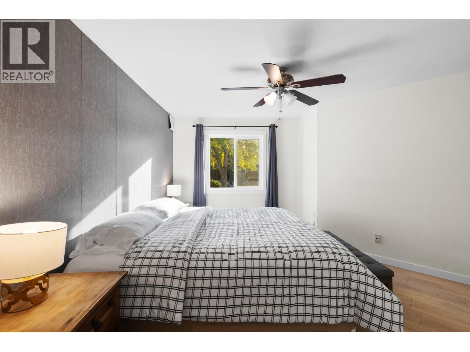 Picture for Unit #285, 3854 Gordon  Drive https://www.cirrealty.ca/reb/bc/4/10365734_25.jpg