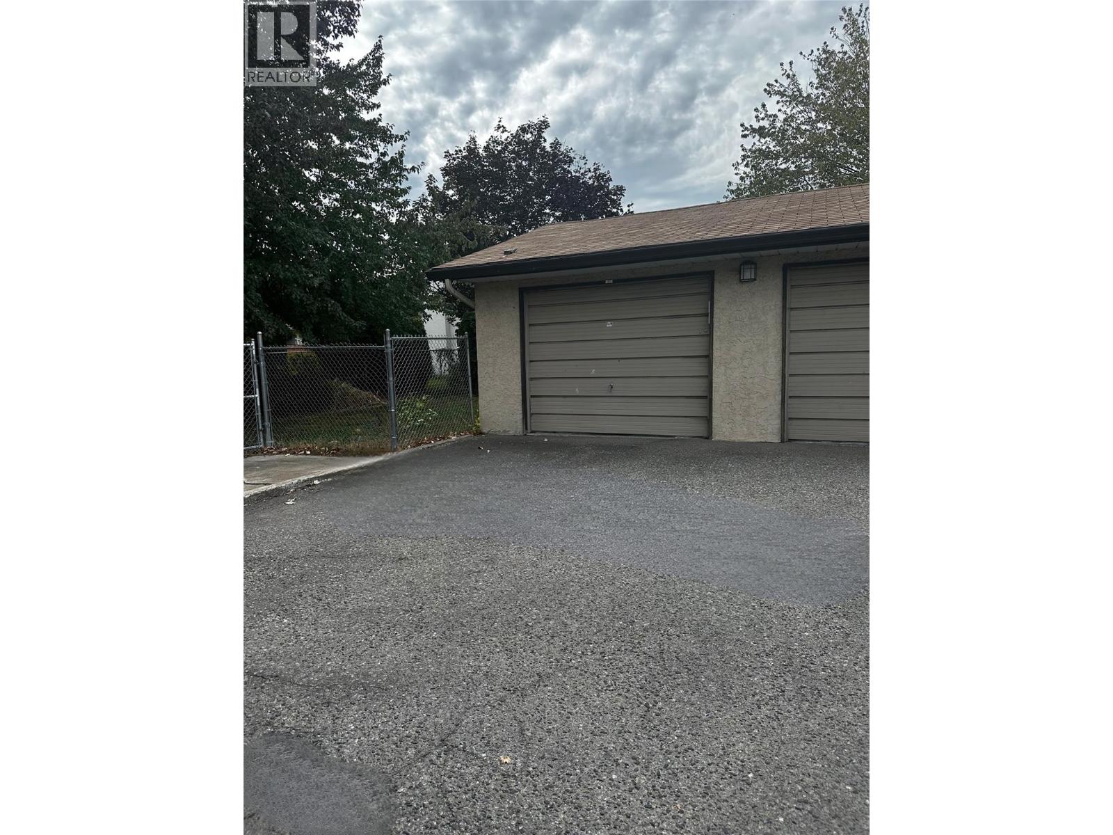 Picture for Unit #285, 3854 Gordon  Drive https://www.cirrealty.ca/reb/bc/4/10365734_37.jpg