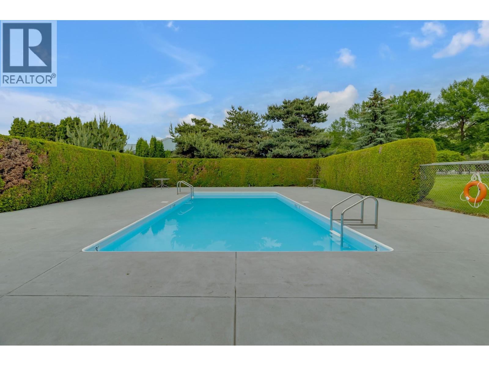 Picture for Unit #285, 3854 Gordon  Drive https://www.cirrealty.ca/reb/bc/4/10365734_39.jpg