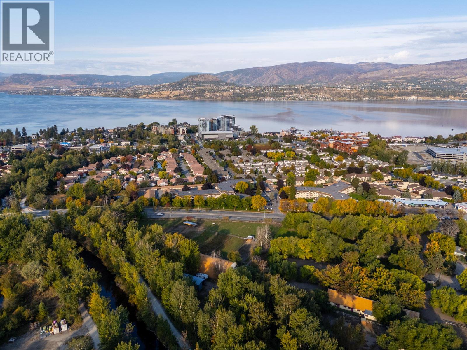 Picture for Unit #285, 3854 Gordon  Drive https://www.cirrealty.ca/reb/bc/4/10365734_45.jpg