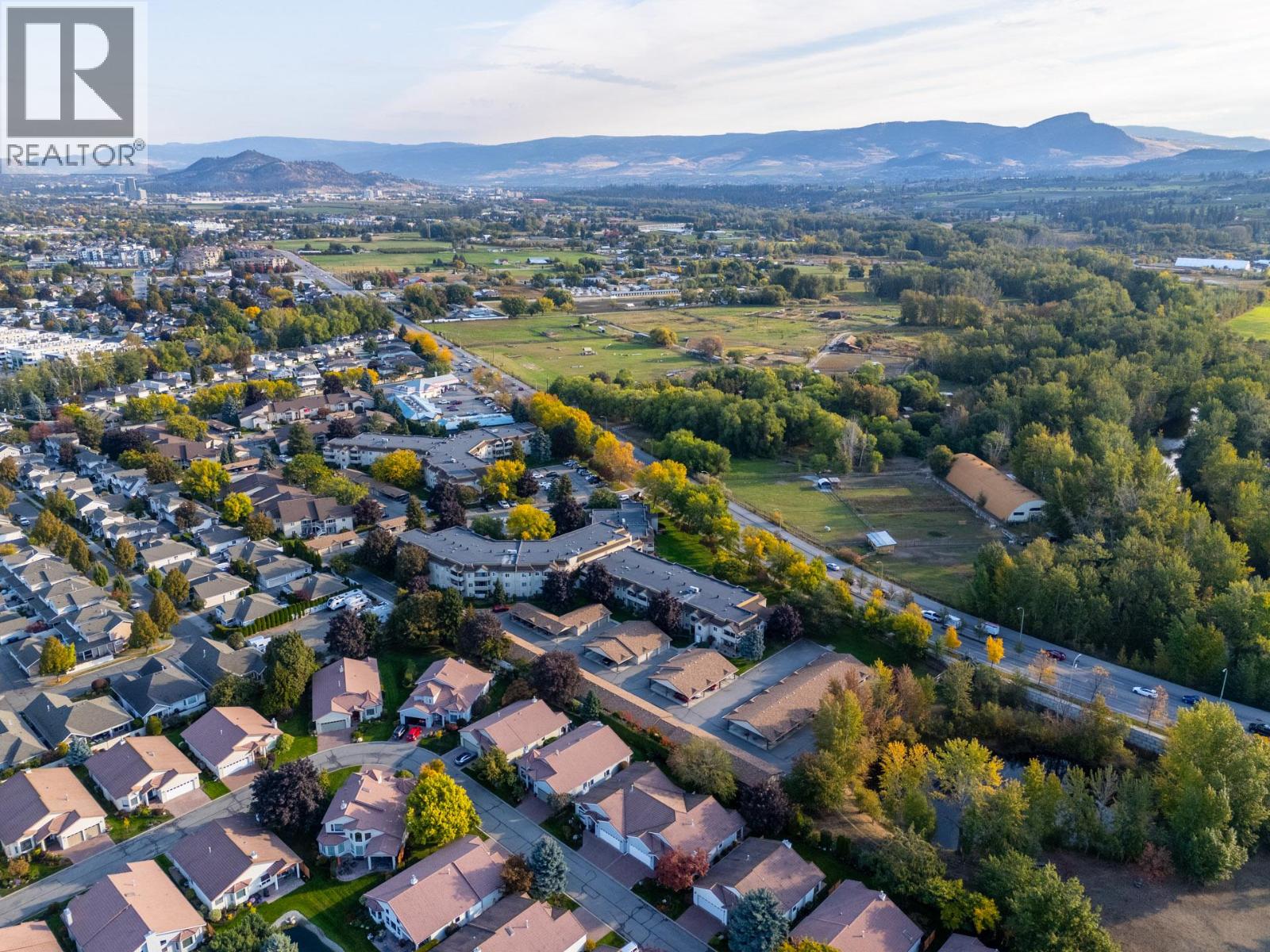 Picture for Unit #285, 3854 Gordon  Drive https://www.cirrealty.ca/reb/bc/4/10365734_48.jpg