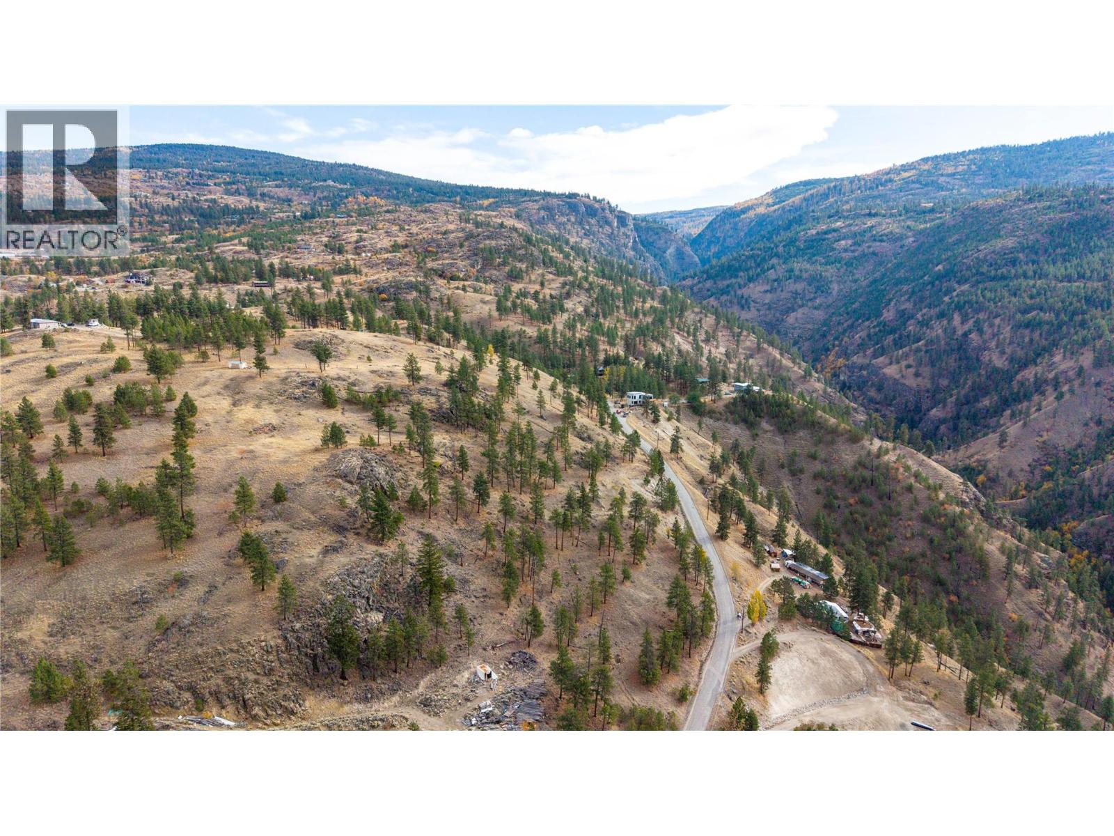 Picture for 149 Saliken  Drive https://www.cirrealty.ca/reb/bc/4/10365774_28.jpg