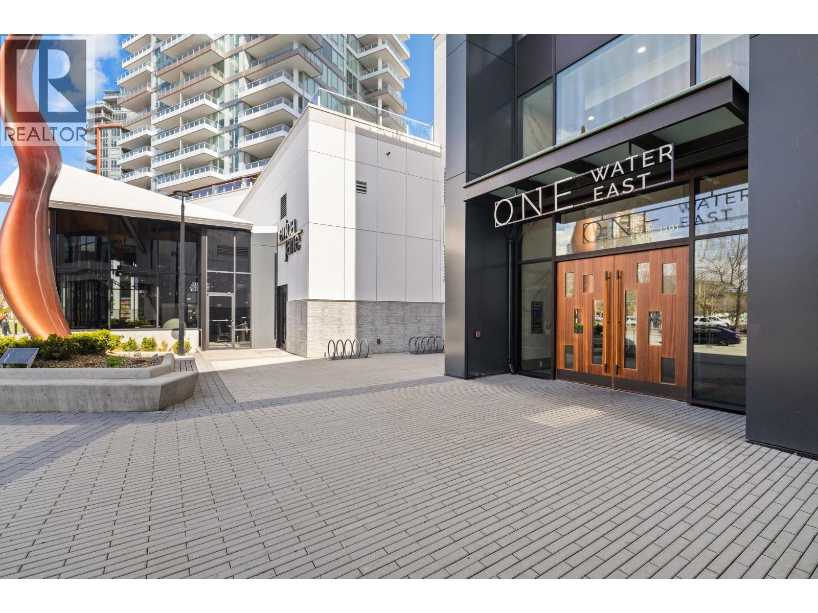 Picture for Unit #1605, 1191 SUNSET  Drive https://www.cirrealty.ca/reb/bc/4/10365904_31.jpg