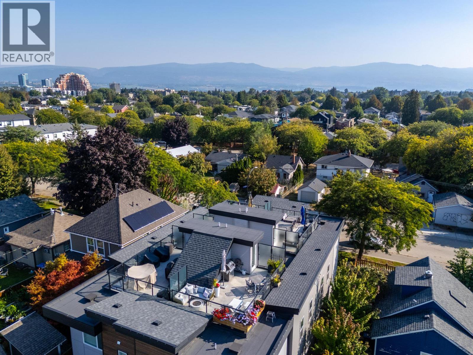 Picture for Unit #3, 796 Cawston  Avenue https://www.cirrealty.ca/reb/bc/4/10366244_27.jpg