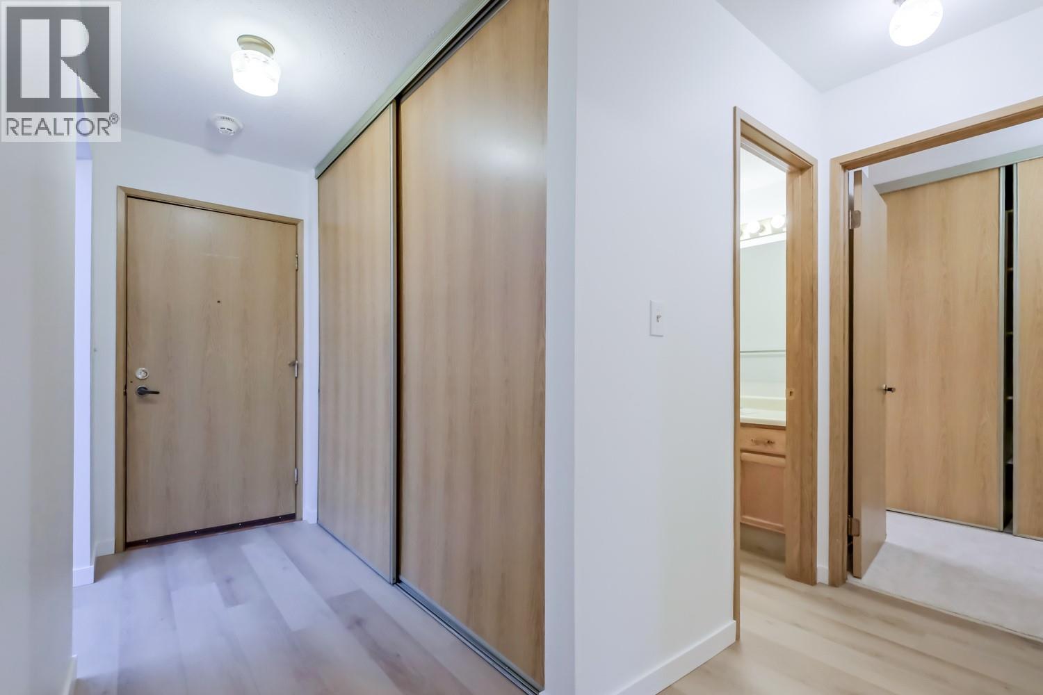 Picture for Unit #105, 2110 Hoy  Street https://www.cirrealty.ca/reb/bc/4/10366294_17.jpg