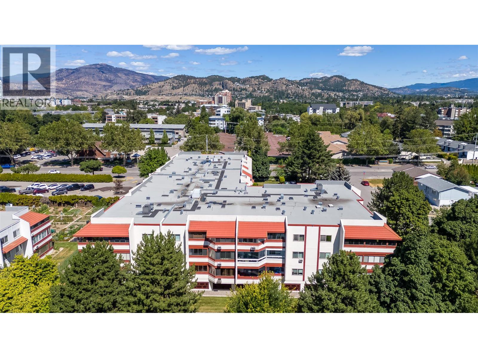 Picture for Unit #105, 2110 Hoy  Street https://www.cirrealty.ca/reb/bc/4/10366294_20.jpg