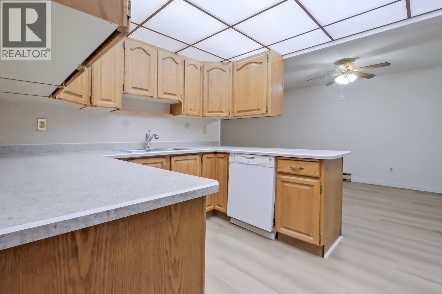 Picture for Unit #105, 2110 Hoy  Street