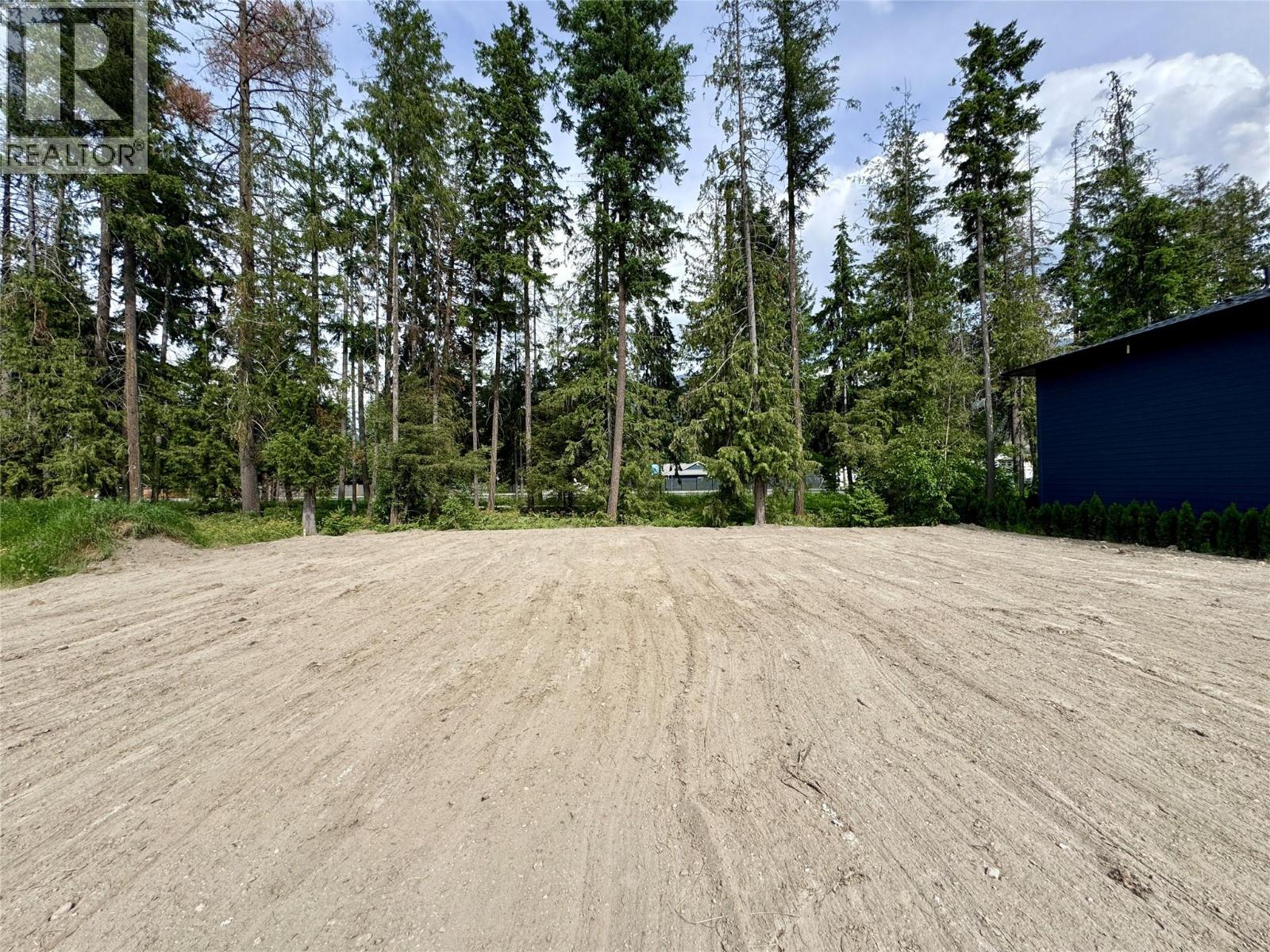 Picture for 817 Hemlock  CrescentS