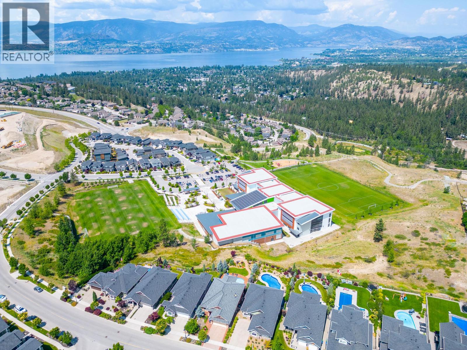 Picture for 4964 Bucktail  Lane https://www.cirrealty.ca/reb/bc/4/10366374_47.jpg