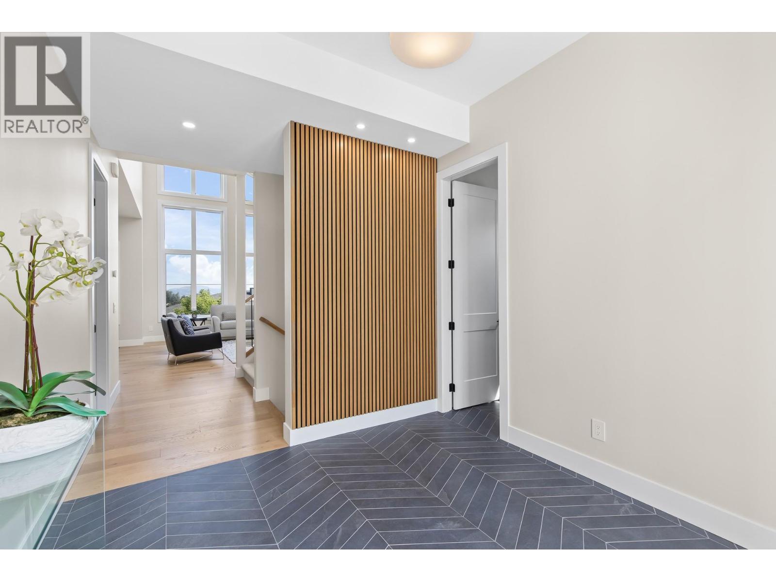 Picture for 4964 Bucktail  Lane