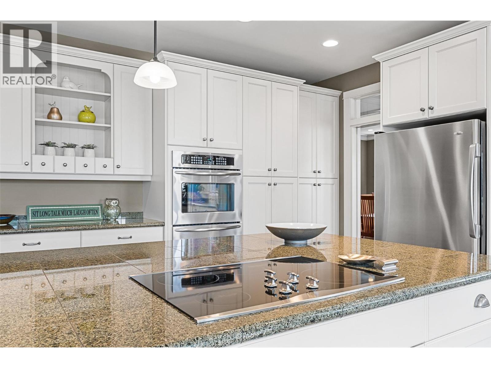 Picture for 427 Long Ridge  Drive https://www.cirrealty.ca/reb/bc/4/10366494_20.jpg