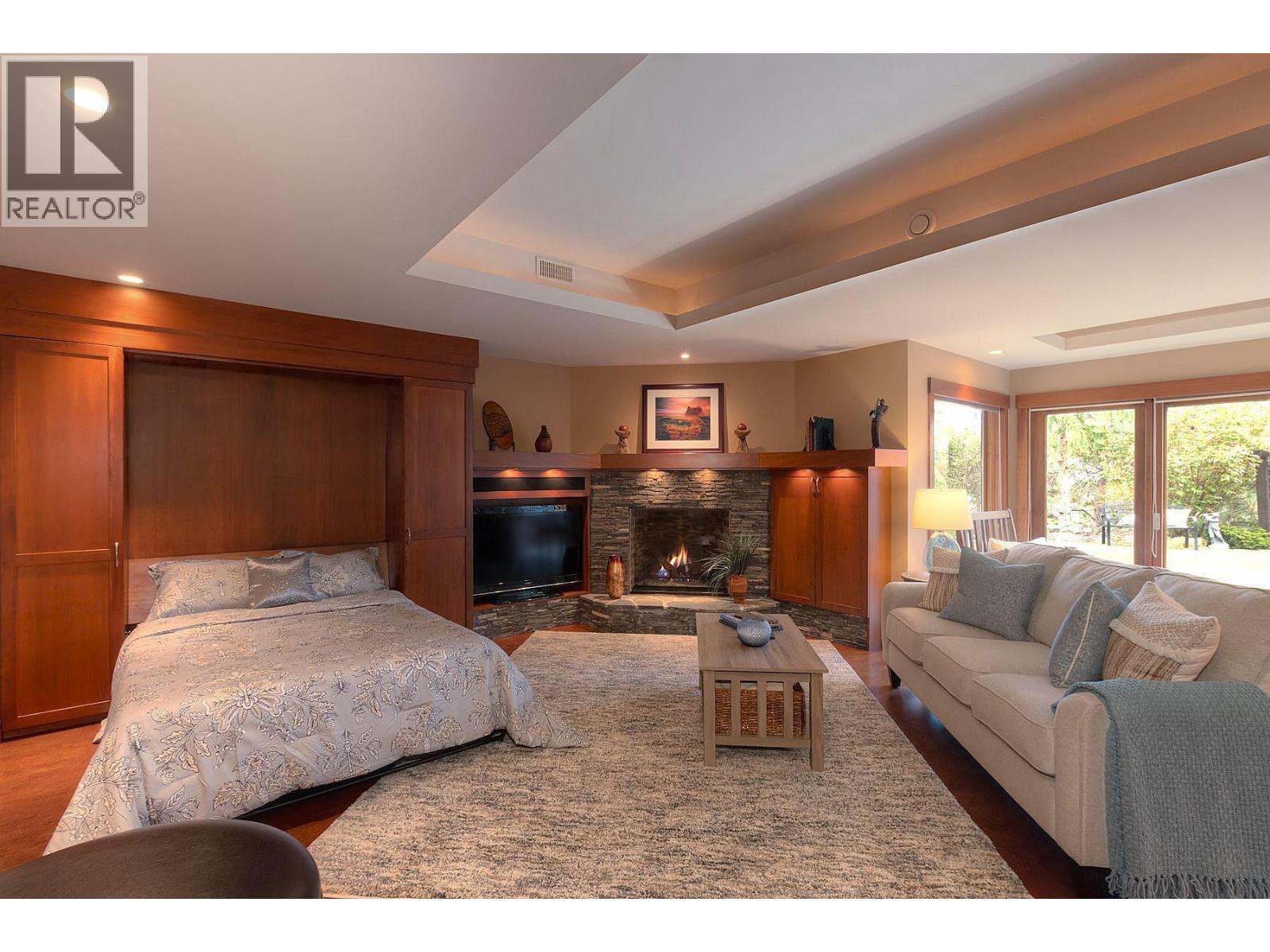 Picture for 427 Long Ridge  Drive https://www.cirrealty.ca/reb/bc/4/10366494_41.jpg