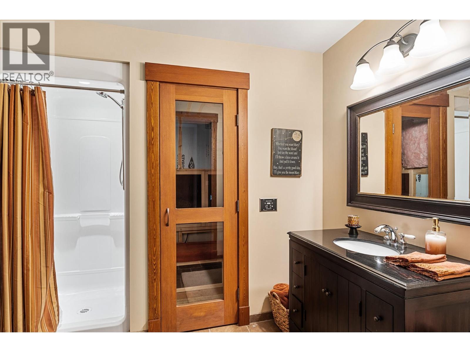 Picture for 427 Long Ridge  Drive https://www.cirrealty.ca/reb/bc/4/10366494_45.jpg