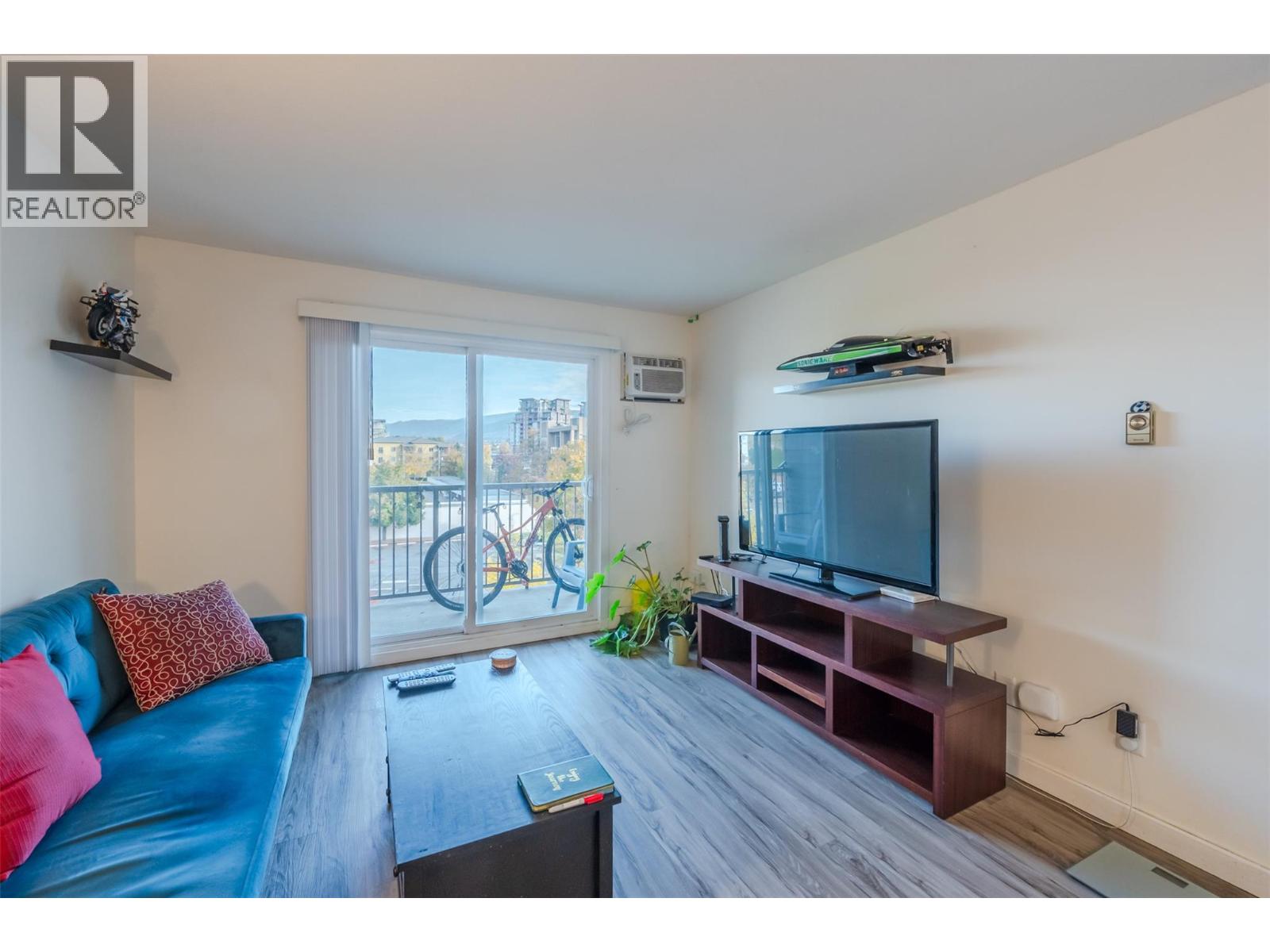 Picture for Unit #411, 130 Skaha  Place