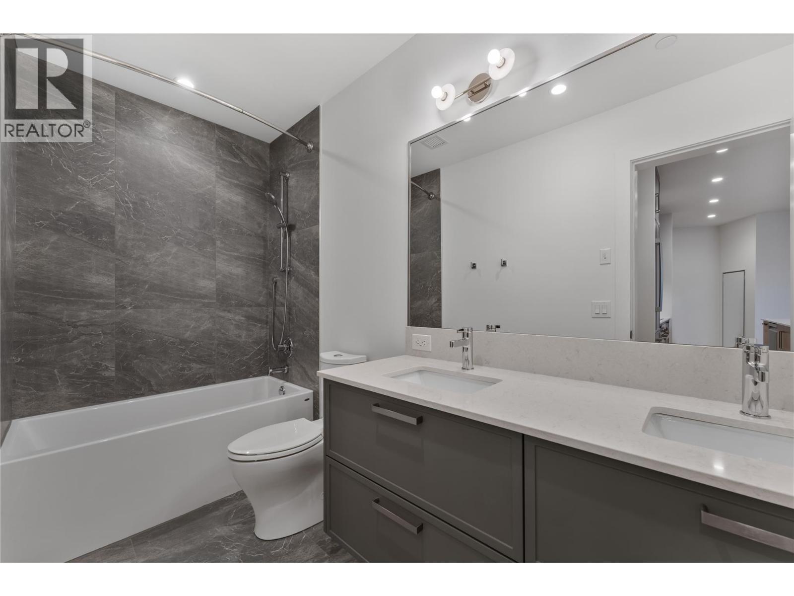 Picture for Unit #414, 3340 Lakeshore  Drive https://www.cirrealty.ca/reb/bc/4/10366574_16.jpg