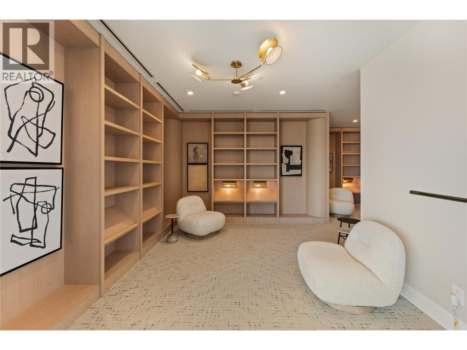 Picture for Unit #414, 3340 Lakeshore  Drive https://www.cirrealty.ca/reb/bc/4/10366574_26.jpg