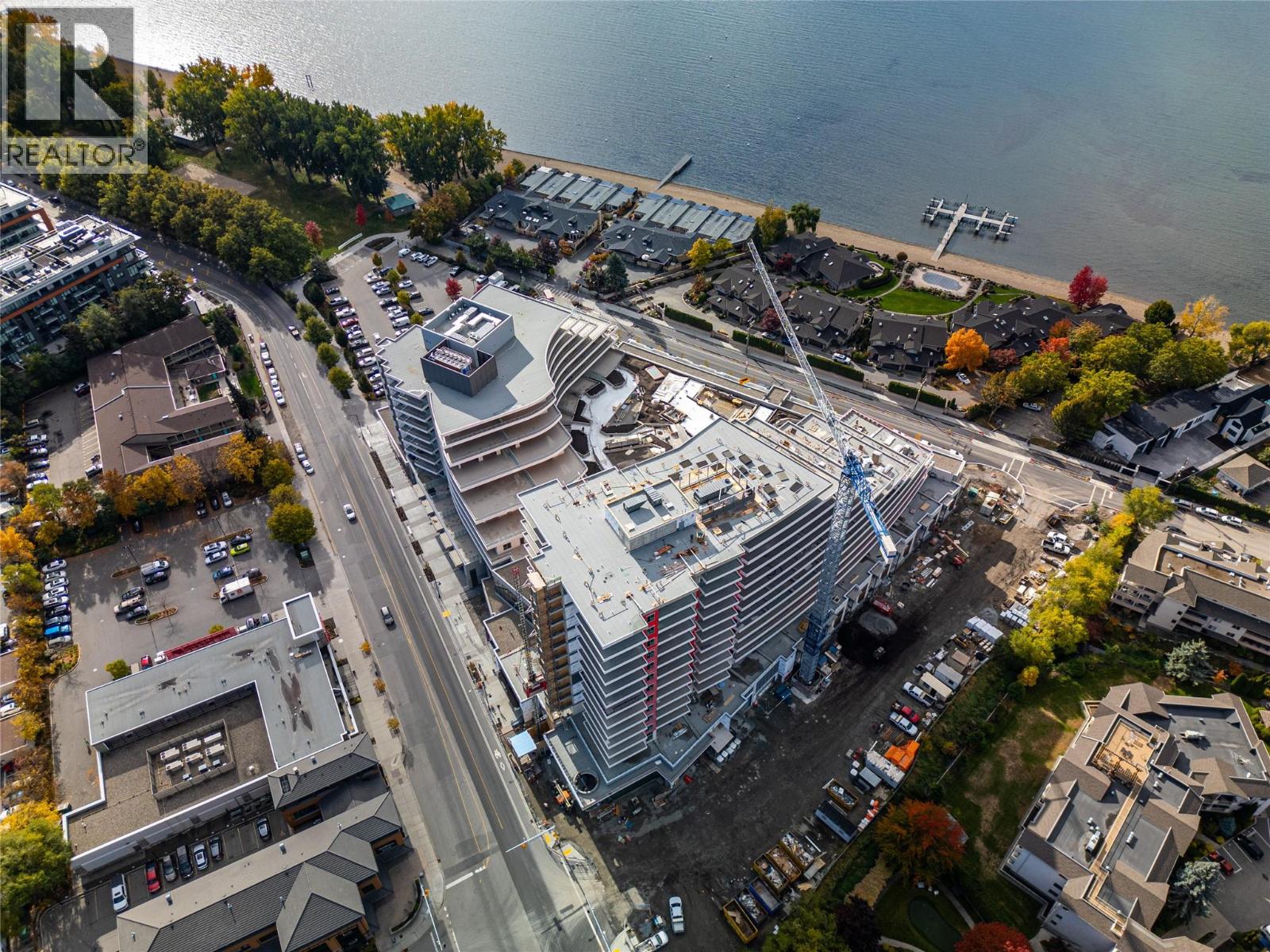 Picture for Unit #414, 3340 Lakeshore  Drive https://www.cirrealty.ca/reb/bc/4/10366574_43.jpg